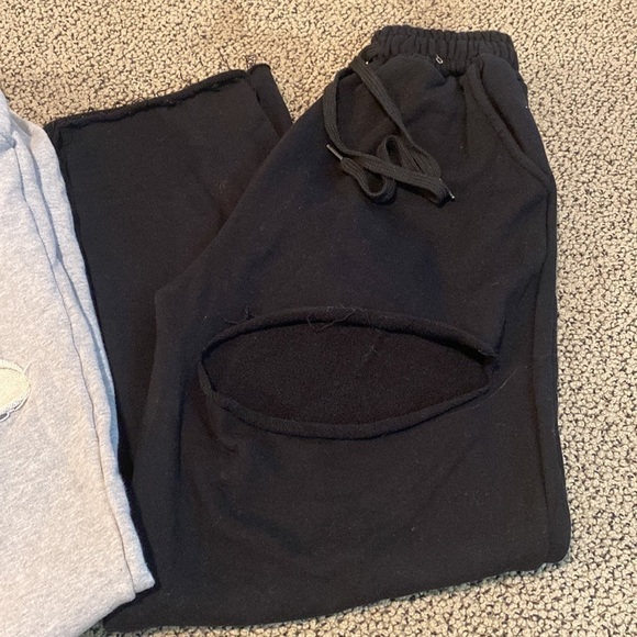 Bundle of 2 Wide Leg Distressed Black & Gray Sweatpants One Size in EUC - Picture 2 of 10